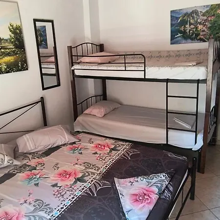 Despoina 3 Relax Apartman *